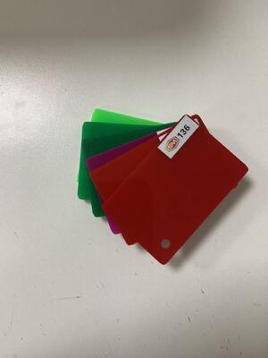 주문 Colored Cast Acrylic Sheet 20mm Thick Scratch-Resistant Panel for Interior Decoration online manufacture